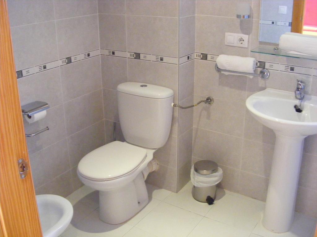 Apartamentos Europa House Sun Beach 과다마르델세게라 객실 사진